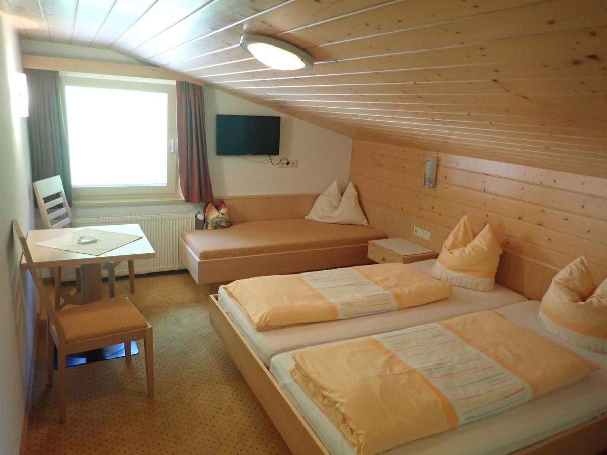Haus Tuklar Hotel Brand  Luaran gambar